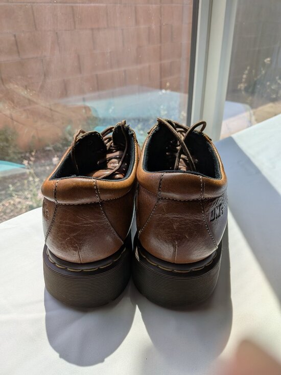 Lightly Used Dr. Martens 11306 Brown Lace-Up Oxfords Mens US 12 main image 8